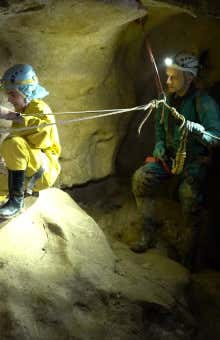 Speleologia a Grotte di Frasassi