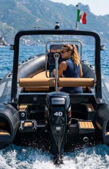 Dinghy rental in Elba Island